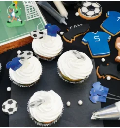 24 caissettes + 24 cake toppers Football