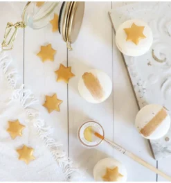 Déco Etoiles dorées pâte d'amande