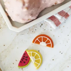Décorations tutti frutti en pâte d’amande