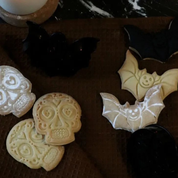 Emporte-pièces éjecteurs pour biscuits Halloween x2