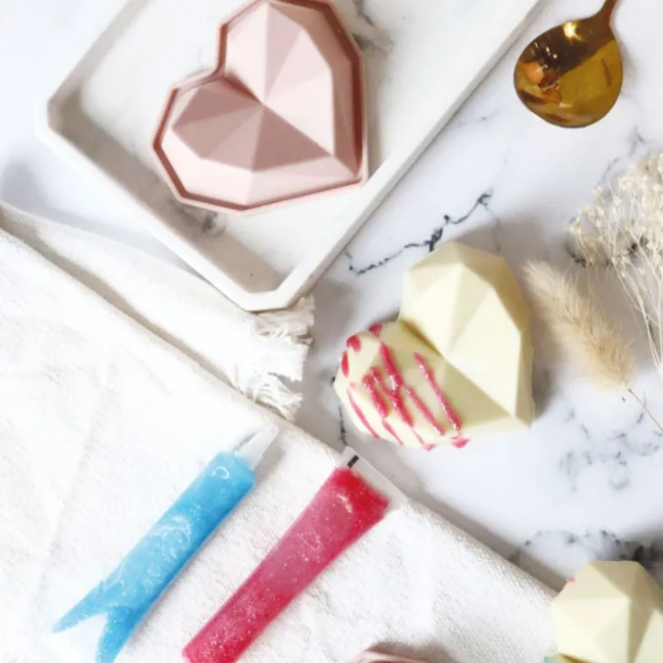 Icing stylo irisé rose pour décorer gâteaux et biscuits