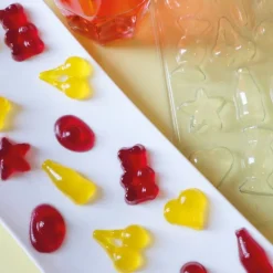 Moule multi-empreintes pour bonbons - Ourson, Croco, Cerise, Bouteille cola